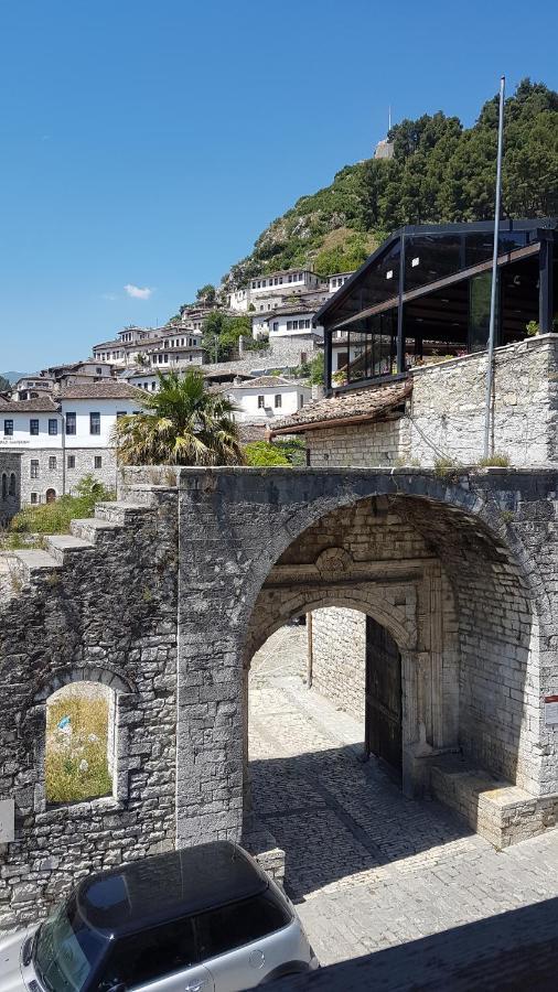 White Villa Berat Esterno foto